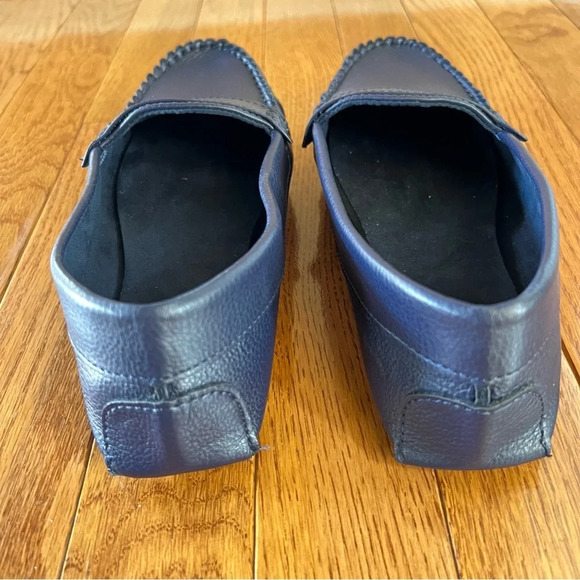 OLD NAVY Women’s in Navy Blue Slip-On Moccasin Driver Loafers Flat Shoes Comfy 7 - Picture 7 of 12